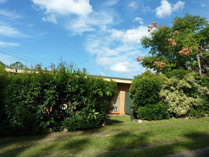 19 Belfort St, Stafford Heights QLD 4053