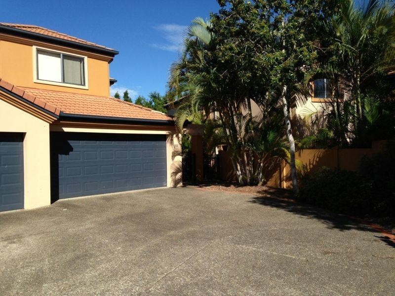 85  Palm Meadows Drive, Carrara QLD 4211