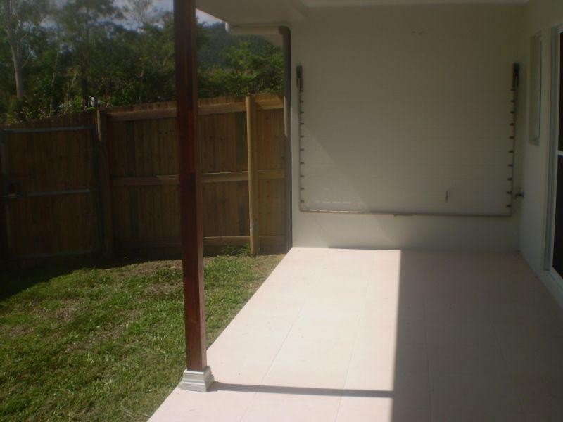 25 Abell Road, Cannonvale QLD 4802