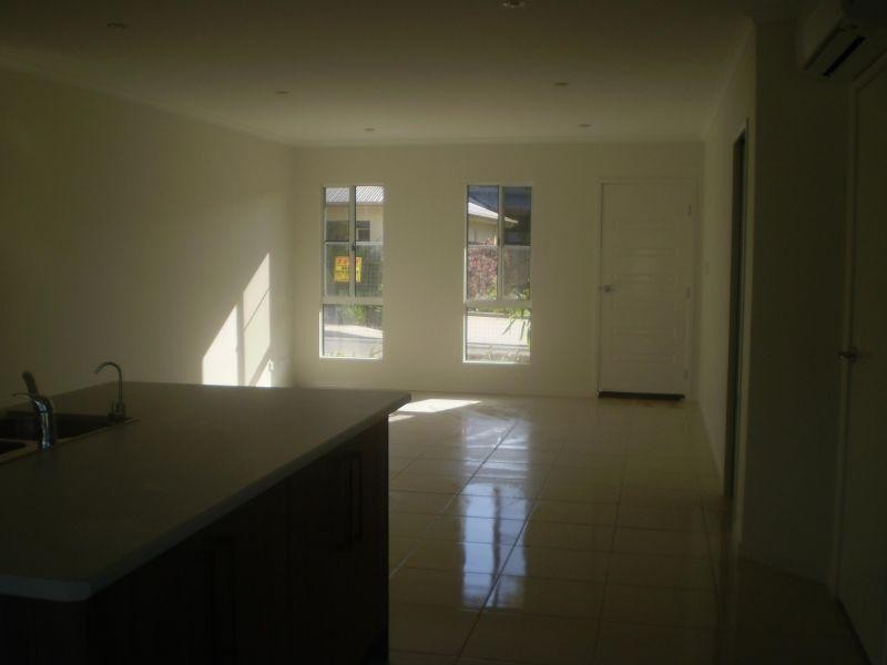 25 Abell Road, Cannonvale QLD 4802