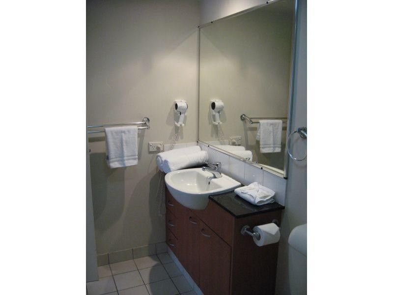 204/2988 Surfers Paradise Boulevard, Surfers Paradise QLD 4217