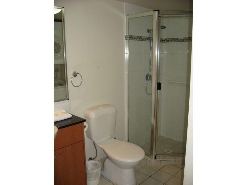 204/2988 Surfers Paradise Boulevard, Surfers Paradise QLD 4217