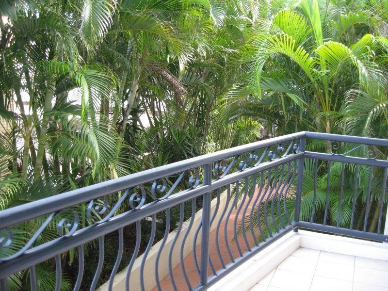 204/2988 Surfers Paradise Boulevard, Surfers Paradise QLD 4217