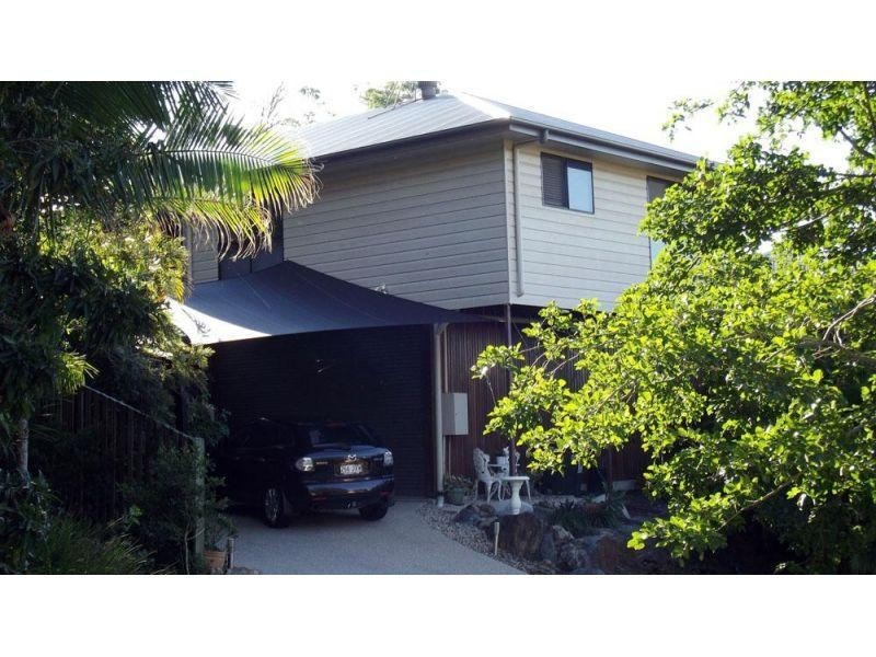 9 Bellona Court, Pacific Pines QLD 4211