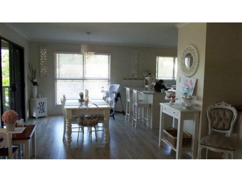 9 Bellona Court, Pacific Pines QLD 4211