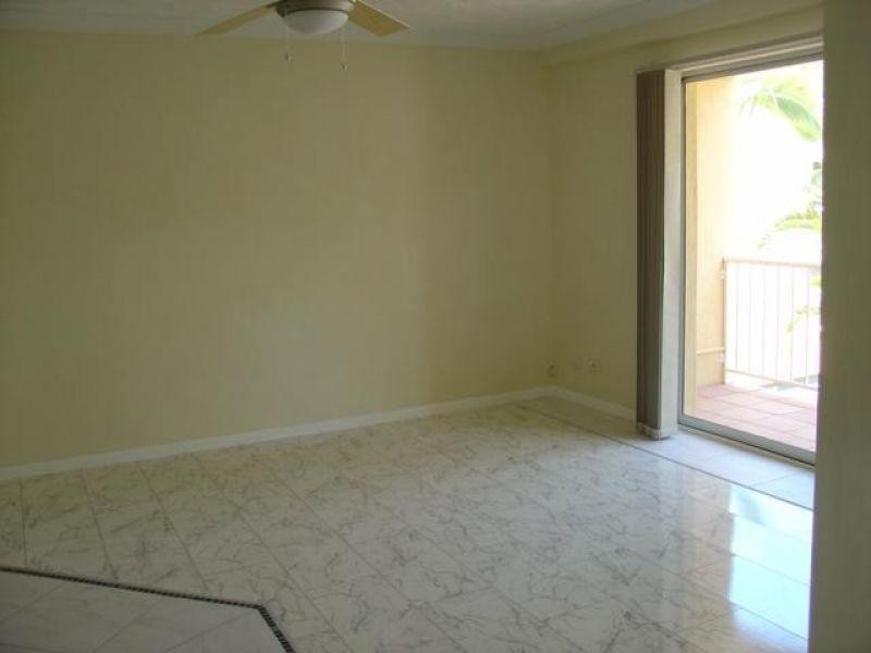 213/35 Palm Avenue, Surfers Paradise QLD 4217