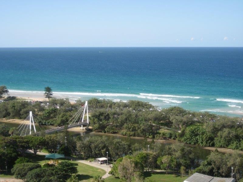 109/2 Admiralty Drive, Paradise Waters QLD 4217