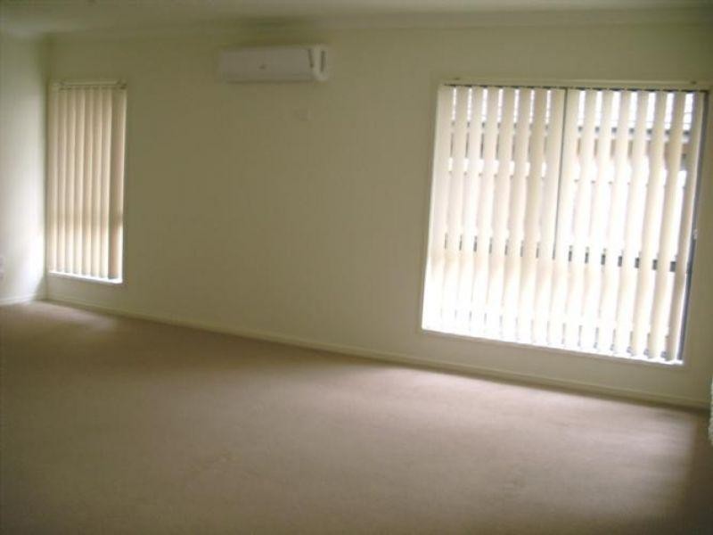 E1/2 Catalina Way, Upper Coomera QLD 4209