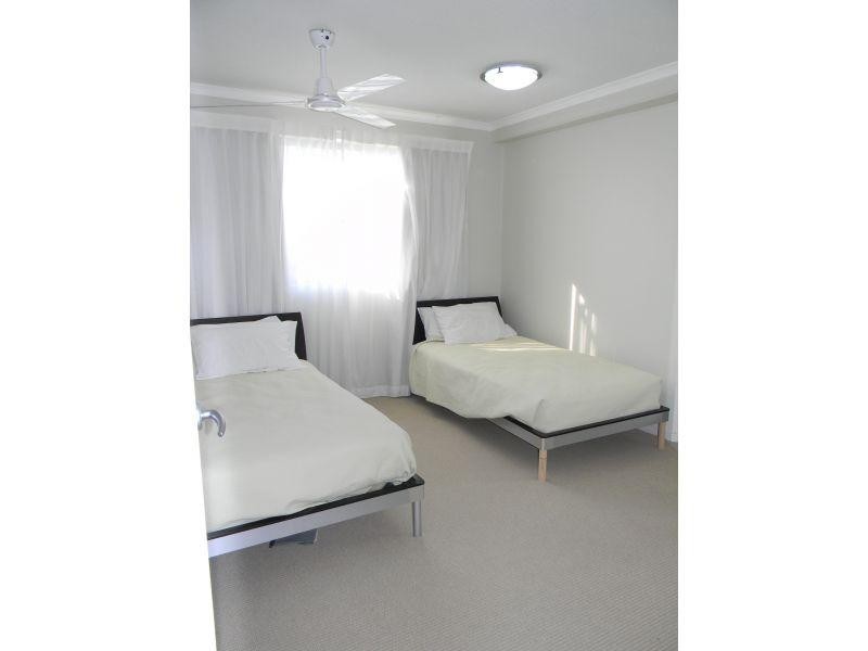 21 Cypress Avenue, Surfers Paradise QLD 4217