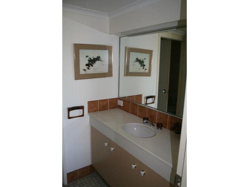 2 Admiralty Drive, Surfers Paradise QLD 4217