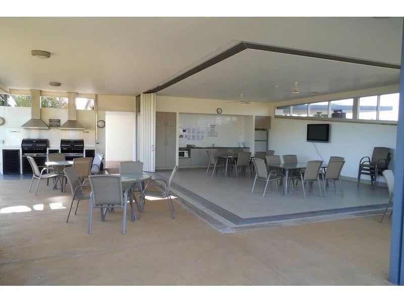 107/230 Pulgul Street, Urangan QLD 4655