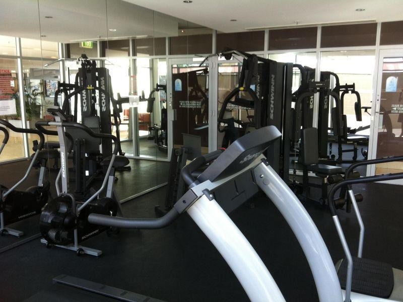 360 Marine Parade, Labrador QLD 4215