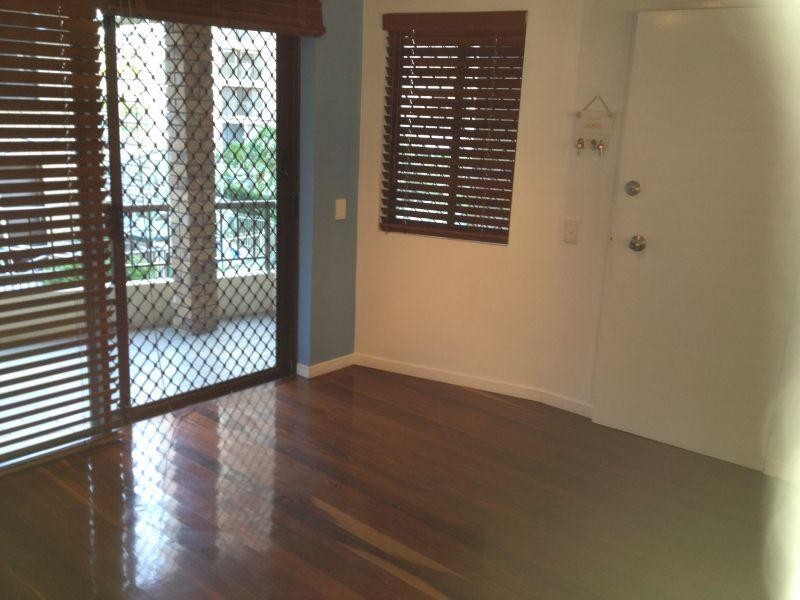 1925 Gold Coast Hwy, Burleigh Heads QLD 4220