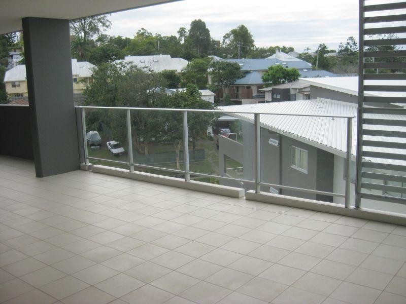 82/24 Allwood Street, Indooroopilly QLD 4068