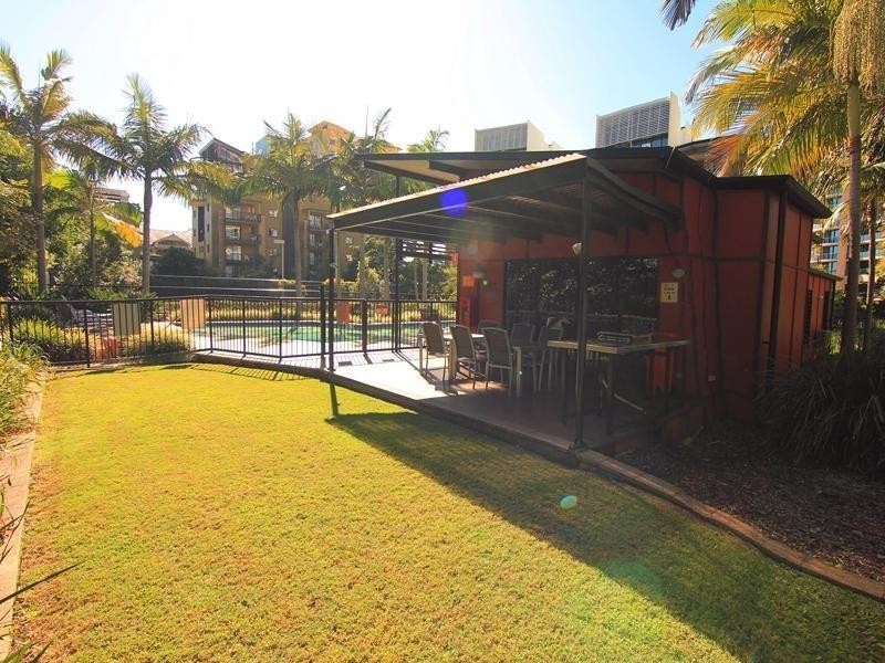 15 Goodwin Street, Kangaroo Point QLD 4169
