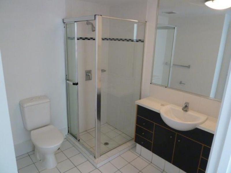 15 Goodwin Street, Kangaroo Point QLD 4169