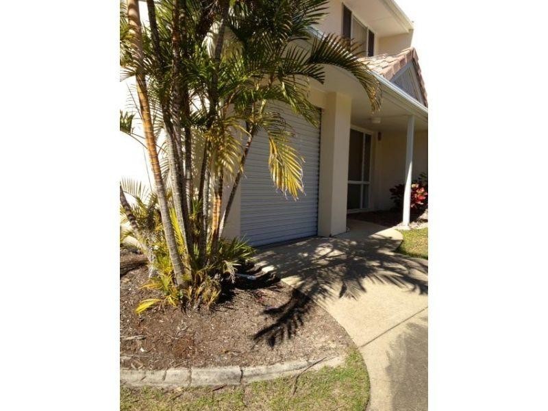 2 Coolgardie Street, Elanora QLD 4221