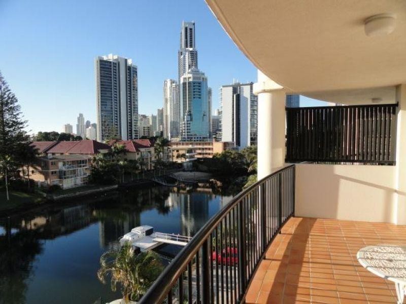 12 Paradise Island, Surfers Paradise QLD 4217