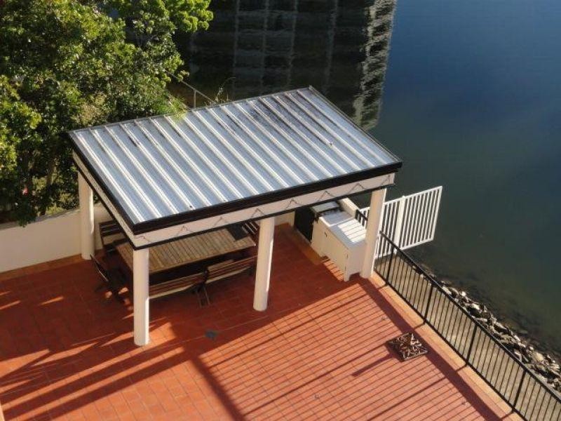 12 Paradise Island, Surfers Paradise QLD 4217