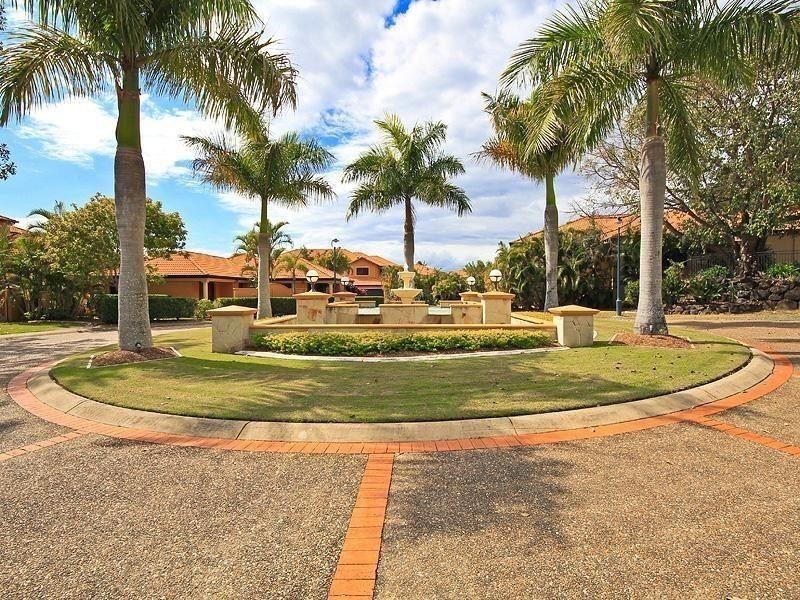 85  Palm Meadows Drive, Carrara QLD 4211