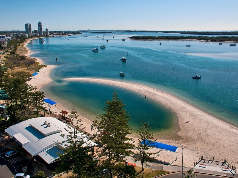 360 Marine Parade, Labrador QLD 4215