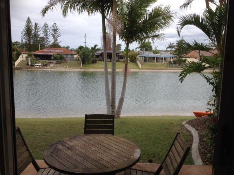 2 Coolgardie Street, Elanora QLD 4221