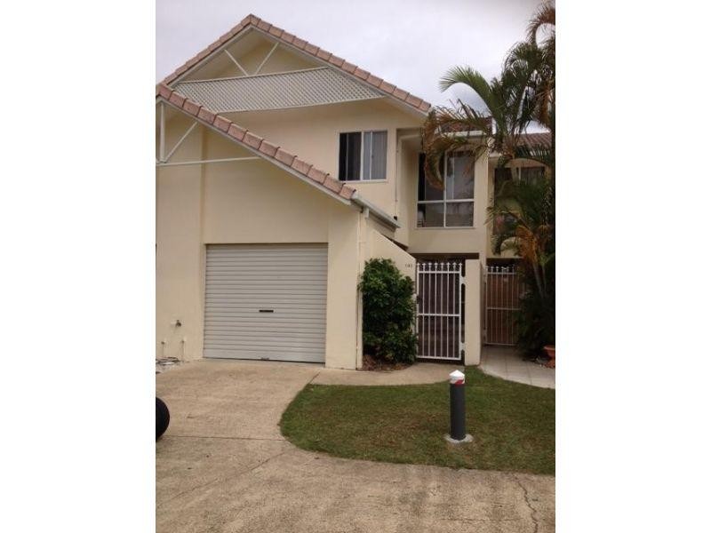 2 Coolgardie Street, Elanora QLD 4221