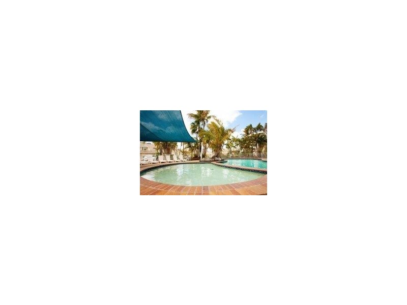 @/2 Coolgardie Street, Elanora QLD 4221