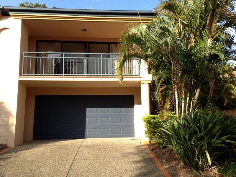 85 Palm Meadows Drive, Carrara QLD 4211
