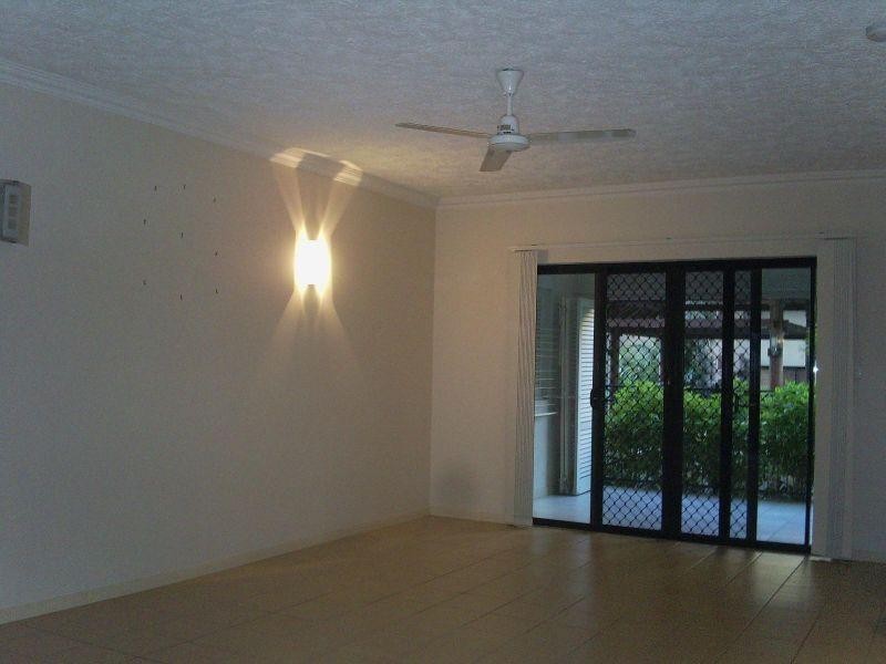 105 105/2 Rigg Street, Woree QLD 4868