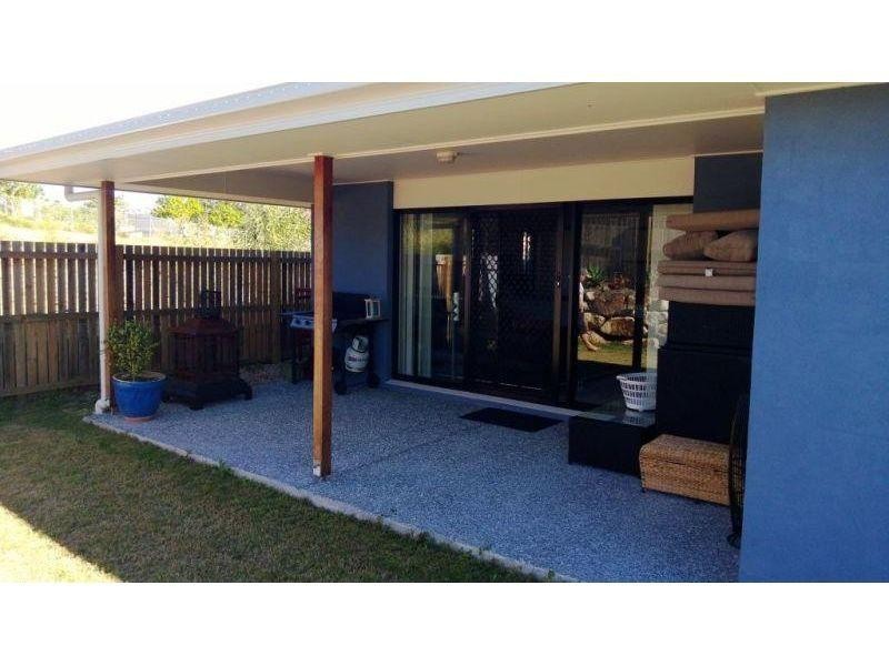 32 Rise Circuit, Pacific Pines QLD 4211