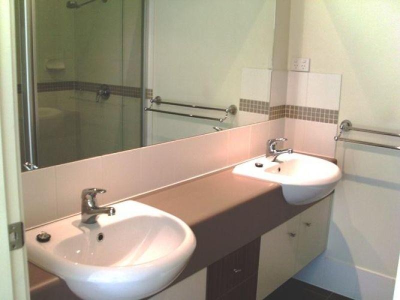 A/2 Catalina Way, Upper Coomera QLD 4209