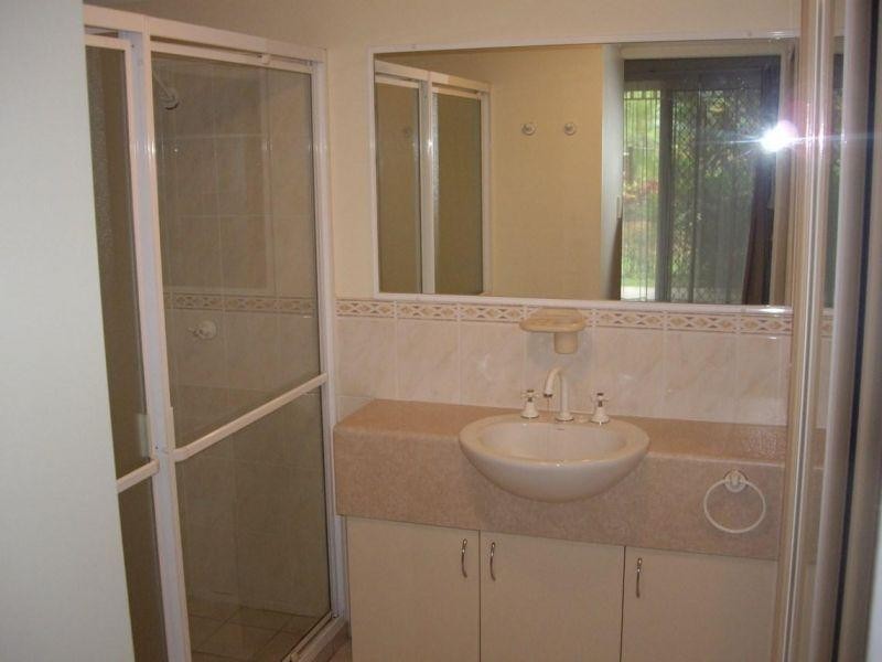 79 Spence Street, Cairns QLD 4870
