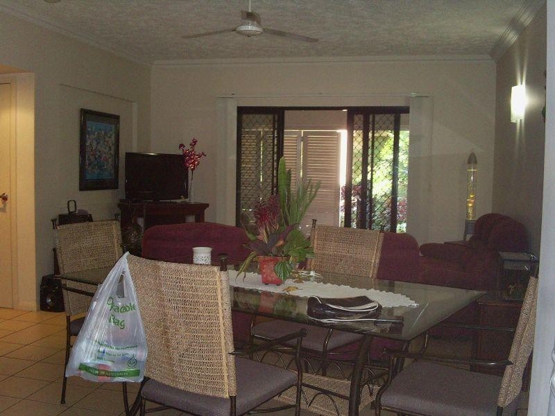 216 216/2 Rigg Street, Woree QLD 4868