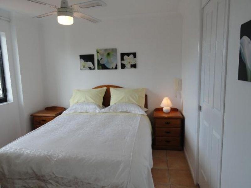 12 Paradise Island, Surfers Paradise QLD 4217