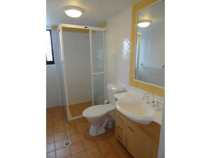 12 Paradise Island, Surfers Paradise QLD 4217