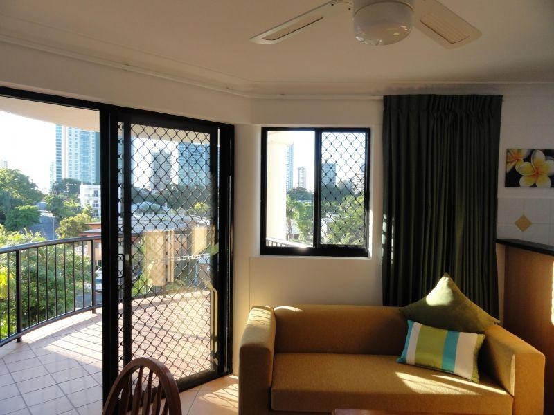 12 Paradise Island, Surfers Paradise QLD 4217