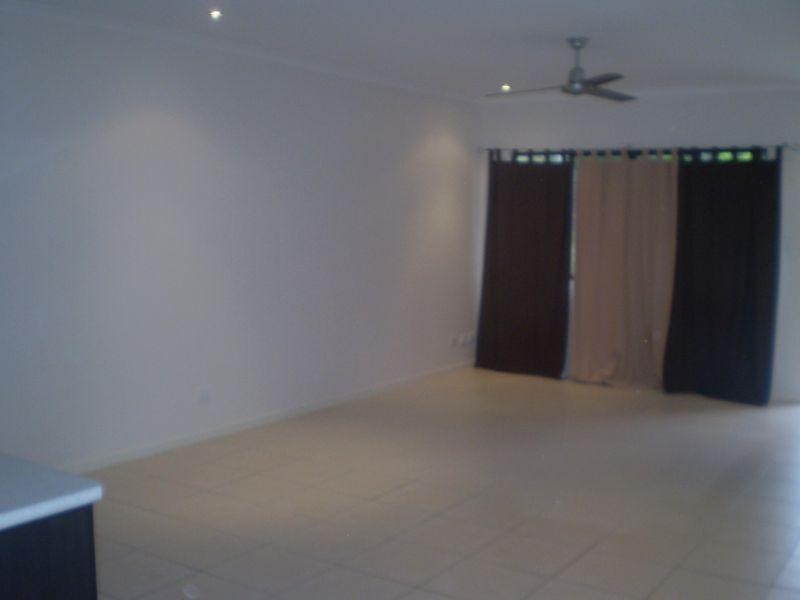 25 Abell Road, Cannonvale QLD 4802