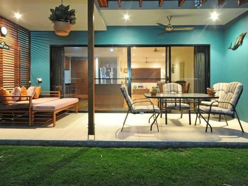 25 Abell Road, Cannonvale QLD 4802