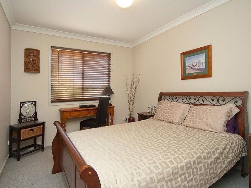 8 Peninsula Avenue, Cornubia QLD 4130