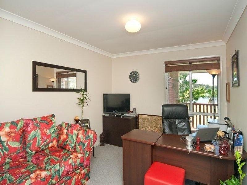 8 Peninsula Avenue, Cornubia QLD 4130