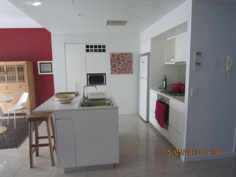 Unit 2002/438 Marine Parade, Biggera Waters QLD 4216