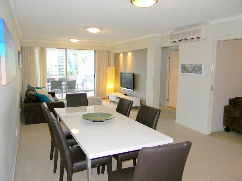 21 Cypress Avenue, Surfers Paradise QLD 4217