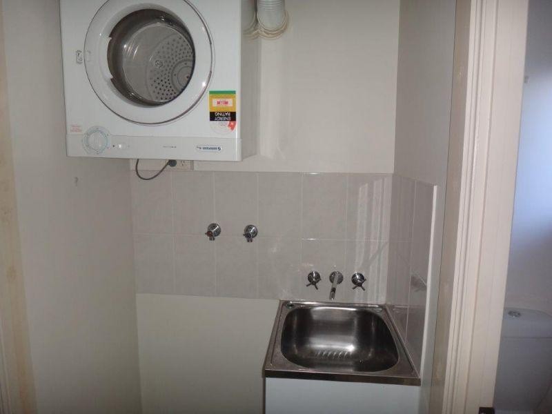 5-15 McGregor Street, Mooroobool QLD 4870