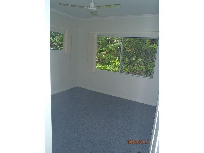 5-15 McGregor Street, Mooroobool QLD 4870