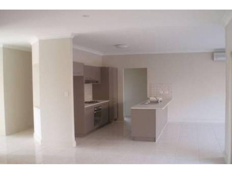 15 Yaggera Place, Bellbowrie QLD 4070