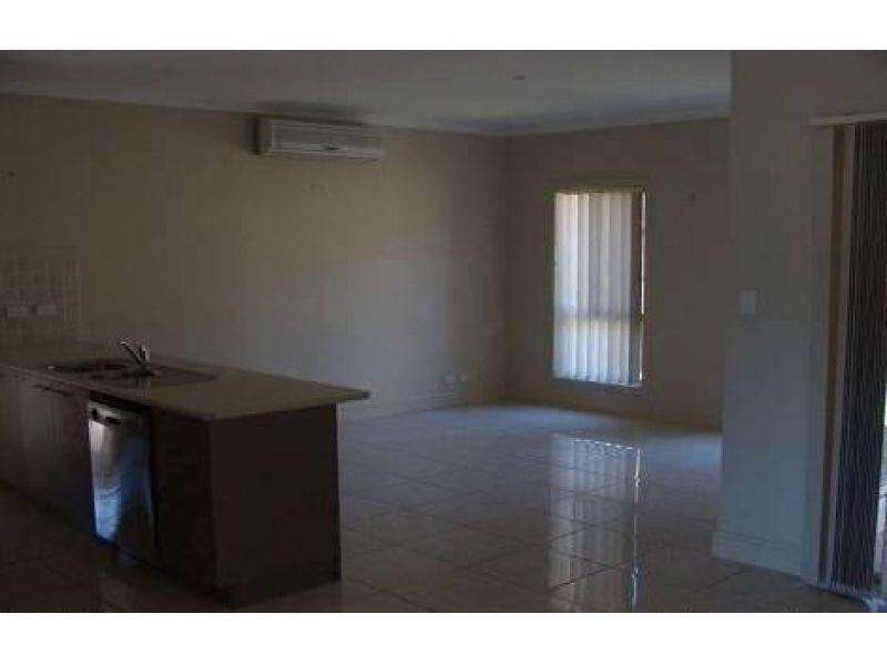 15 Yaggera Place, Bellbowrie QLD 4070