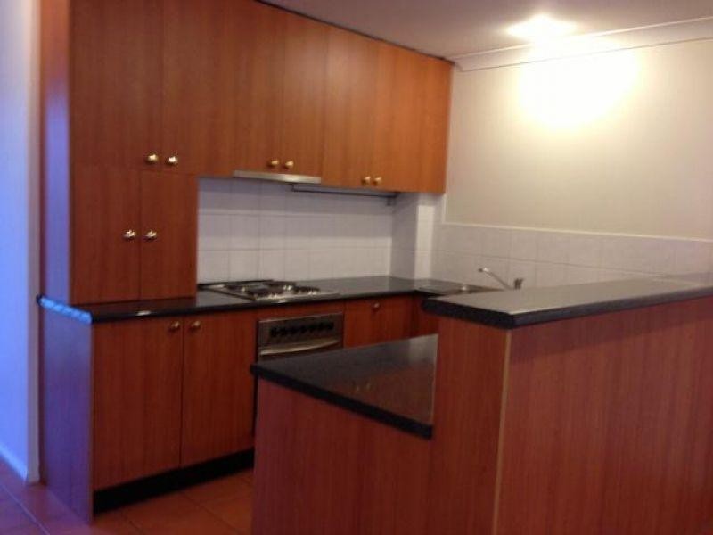 Unit 7/82-86 Heeb Street, Benowa QLD 4217