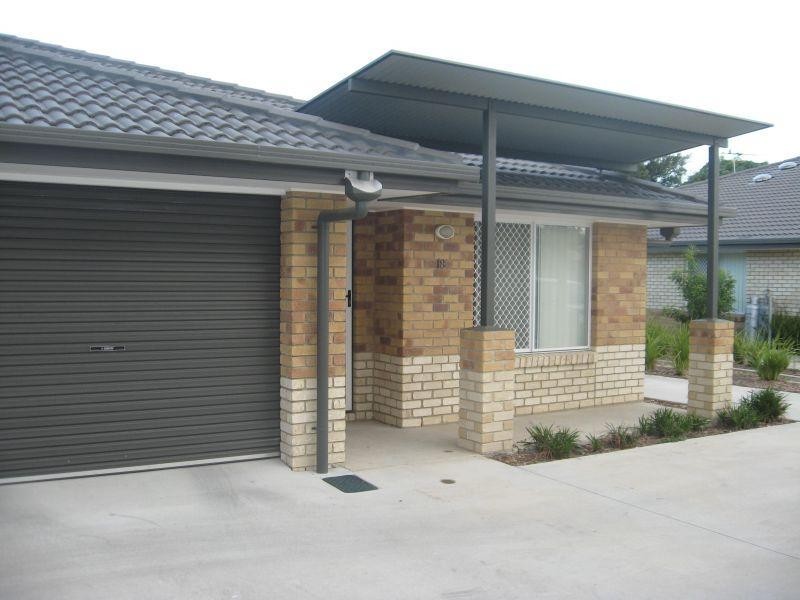 137 Duffield Rd, Kallangur QLD 4503