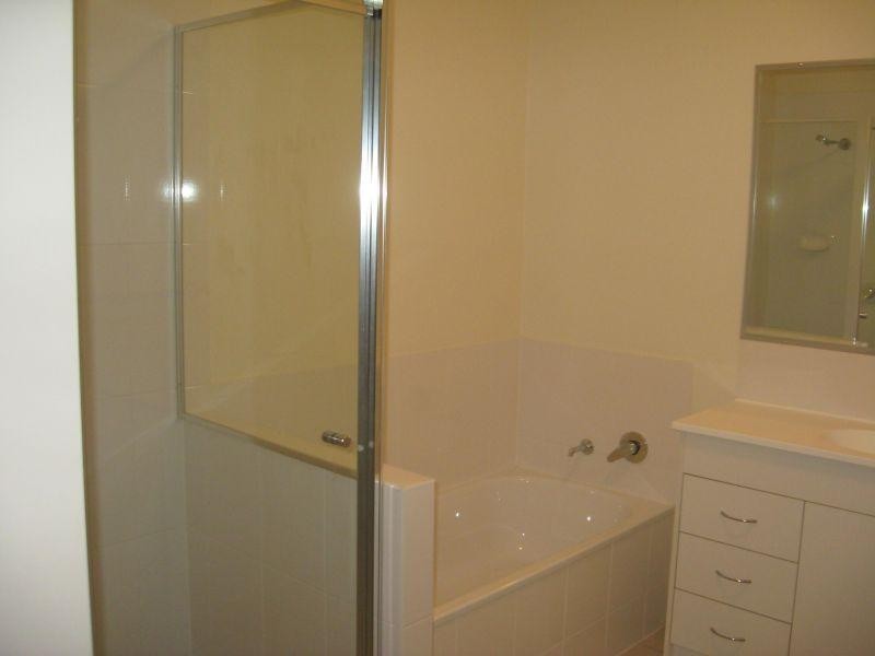 137 Duffield Rd, Kallangur QLD 4503